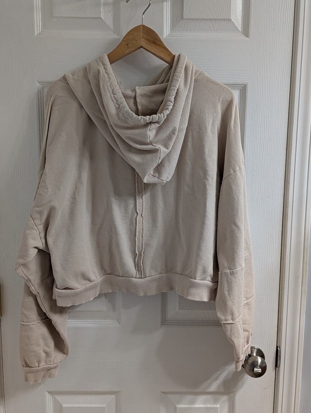 Pilcro Anthropologie Cropped Seaside Hoodie Medium Tan EUC 100% Cotton - Picture 5 of 5